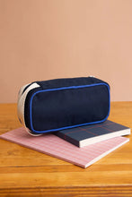 Laden Sie das Bild in den Galerie-Viewer, Federmäppchen Max Tricolore Kariert