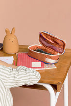 Laden Sie das Bild in den Galerie-Viewer, Federmäppchen Max Tricolore Rosa