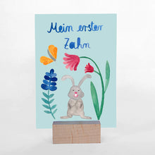 Laden Sie das Bild in den Galerie-Viewer, Baby Meilensteinkarten &quot;Hallo große weite wunderschöne Welt&quot;