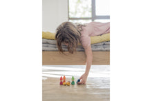 Laden Sie das Bild in den Galerie-Viewer, Holzfiguren Rainbow Tomtens