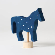 Laden Sie das Bild in den Galerie-Viewer, Steckfigur blaues Pferd