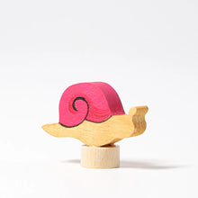 Laden Sie das Bild in den Galerie-Viewer, Steckfigur Rosa Schnecke