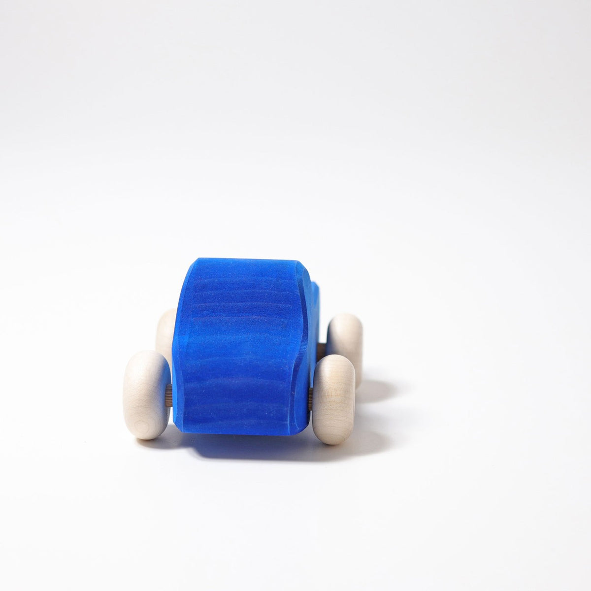Kleiner blauer Lastwagen