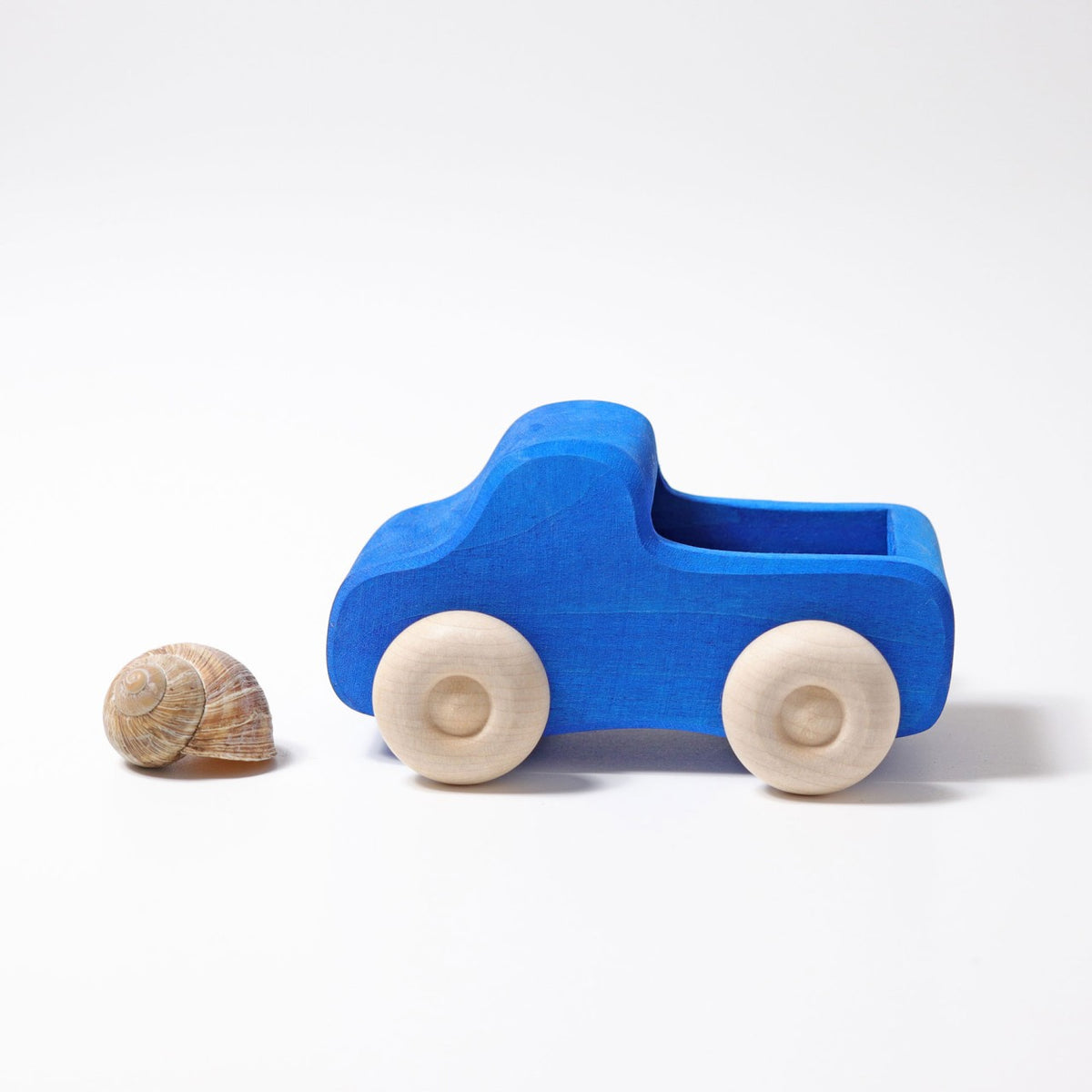 Kleiner blauer Lastwagen