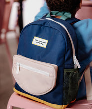 Laden Sie das Bild in den Galerie-Viewer, Rucksack Mini Dark Blue