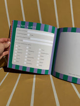 Laden Sie das Bild in den Galerie-Viewer, Einschulungsheft Hallo Schule