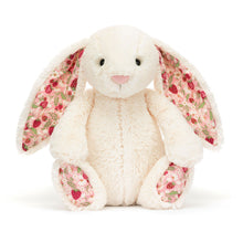Laden Sie das Bild in den Galerie-Viewer, Blossom Cream Bunny &#39;Berry&#39; Original