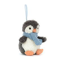 Laden Sie das Bild in den Galerie-Viewer, Peanut Penguin Decoration