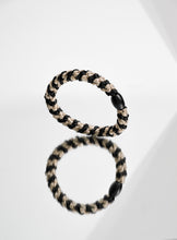 Laden Sie das Bild in den Galerie-Viewer, Haargummi Black-beige glitter stripe