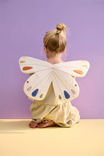 Laden Sie das Bild in den Galerie-Viewer, Schmetterling Flügel Weiß