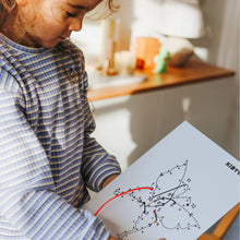 Laden Sie das Bild in den Galerie-Viewer, Kidyneon Fädelbild Prinzessin