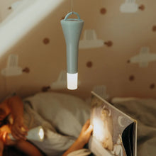 Laden Sie das Bild in den Galerie-Viewer, Kidyflashlight Taschenlampe pink