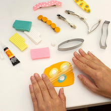 Laden Sie das Bild in den Galerie-Viewer, Crafters Make your own Hair Clips