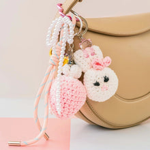 Laden Sie das Bild in den Galerie-Viewer, Häkelset "Anhänger Glam Pink"