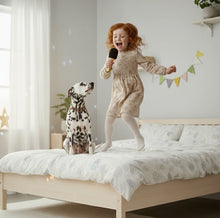 Laden Sie das Bild in den Galerie-Viewer, Kids Karaoke Glitter Grove Rose