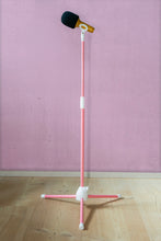 Laden Sie das Bild in den Galerie-Viewer, Floor Stand Microfonhalter Pink