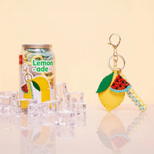 Laden Sie das Bild in den Galerie-Viewer, DIY Set "Anhänger Limonade"