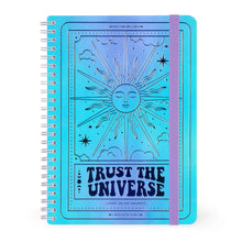 Laden Sie das Bild in den Galerie-Viewer, Liniertes Notizbuch A5 &quot;Trust the Universe&quot;