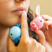 Laden Sie das Bild in den Galerie-Viewer, Axolotl Lip Gloss