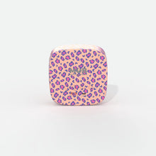 Laden Sie das Bild in den Galerie-Viewer, Billy Clock Pink Leopard