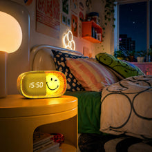 Laden Sie das Bild in den Galerie-Viewer, Dreamy Clock SMILEY WORLD® gelb