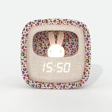 Laden Sie das Bild in den Galerie-Viewer, Billy Clock Rainbow Leopard
