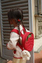 Laden Sie das Bild in den Galerie-Viewer, Mini Rucksack Strawberry