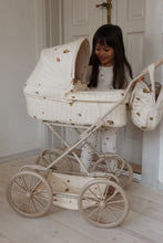 Laden Sie das Bild in den Galerie-Viewer, Puppenwagen Lemon