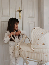 Laden Sie das Bild in den Galerie-Viewer, Puppenwagen Lemon