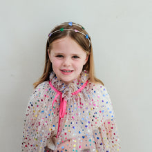 Laden Sie das Bild in den Galerie-Viewer, Rainbow Hearts Cape