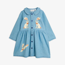 Laden Sie das Bild in den Galerie-Viewer, Rabbit Denim Kleid