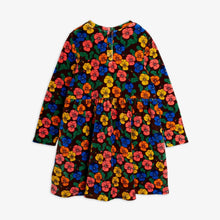 Laden Sie das Bild in den Galerie-Viewer, Violas Velour Kleid
