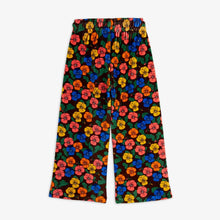 Laden Sie das Bild in den Galerie-Viewer, Violas Velour Hose