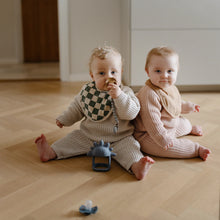 Laden Sie das Bild in den Galerie-Viewer, Chunky Knit Baby Hose Beige