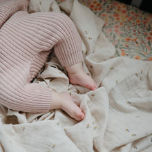 Laden Sie das Bild in den Galerie-Viewer, Chunky Knit Baby Hose Blush