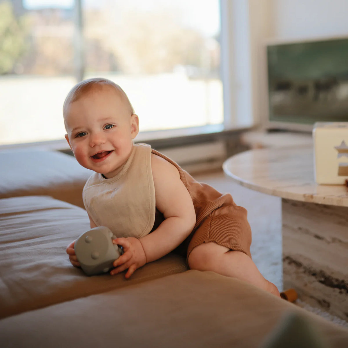 Muslin Bib Set Tan/Fog