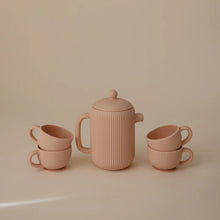 Laden Sie das Bild in den Galerie-Viewer, Silikon Tee-Spielset Blush