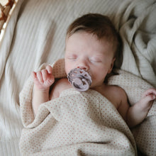 Laden Sie das Bild in den Galerie-Viewer, Swaddle Caramel Polka Dots