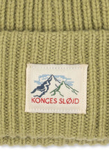 Laden Sie das Bild in den Galerie-Viewer, Basil Beanie pale olive green