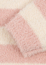 Laden Sie das Bild in den Galerie-Viewer, Softy Sweater rosy stripe