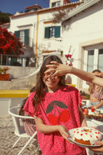 Laden Sie das Bild in den Galerie-Viewer, Sleeveless Sweatshirt Pink Cherry Print