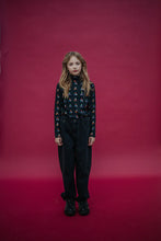 Laden Sie das Bild in den Galerie-Viewer, Turtle Neck Longsleeve graphite night multi dot