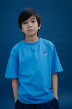 Laden Sie das Bild in den Galerie-Viewer, T-shirt cool blue