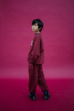 Laden Sie das Bild in den Galerie-Viewer, Raglan Sweater Royal Burgundy