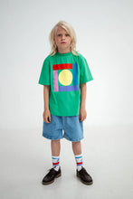 Laden Sie das Bild in den Galerie-Viewer, T-shirt Jumping Jade