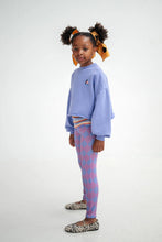 Laden Sie das Bild in den Galerie-Viewer, Crop Heart Sweater glacier bloom