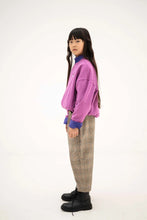 Laden Sie das Bild in den Galerie-Viewer, Cozydrop Sweater Purple Orchid