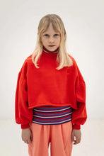 Laden Sie das Bild in den Galerie-Viewer, Crop Heart Sweater Firecracker