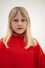 Laden Sie das Bild in den Galerie-Viewer, Crop Heart Sweater Firecracker