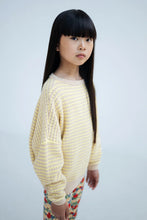 Laden Sie das Bild in den Galerie-Viewer, Knit Slouchy Sweater soft yellow